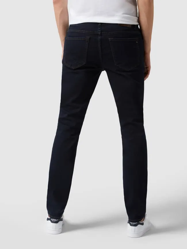 Model of modern cut jeans "Chuck" - "HiFlex" Brax, dark blue