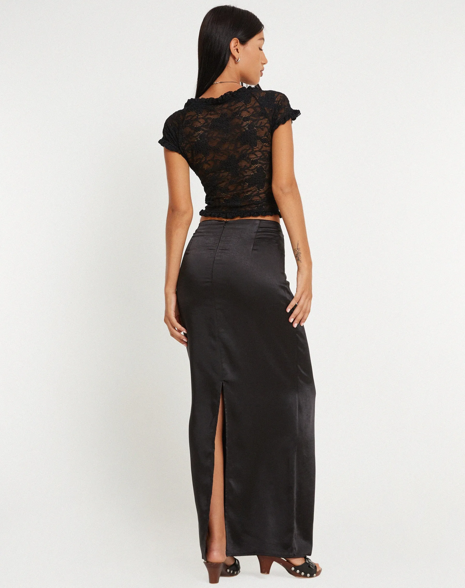 Rufte Top in Lace Black