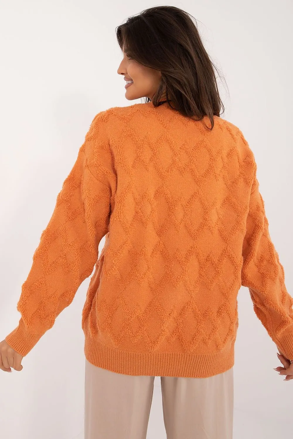 TEEK - Raised Diamond Touch Sweater